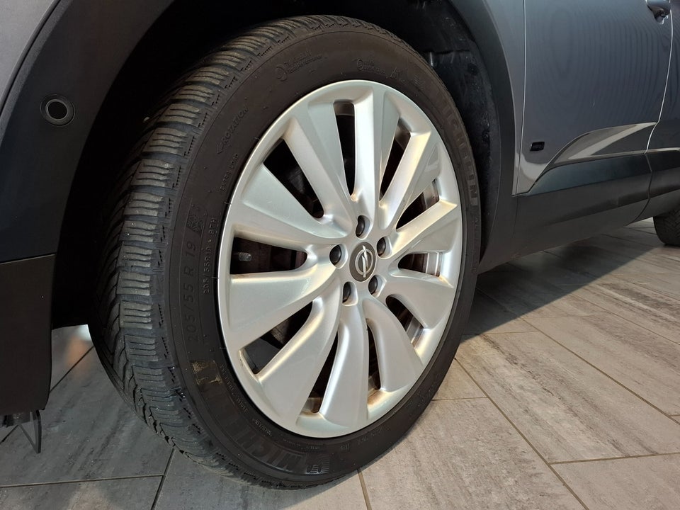 Opel Grandland X 1,6 Hybrid4 Ultimate aut. 5d