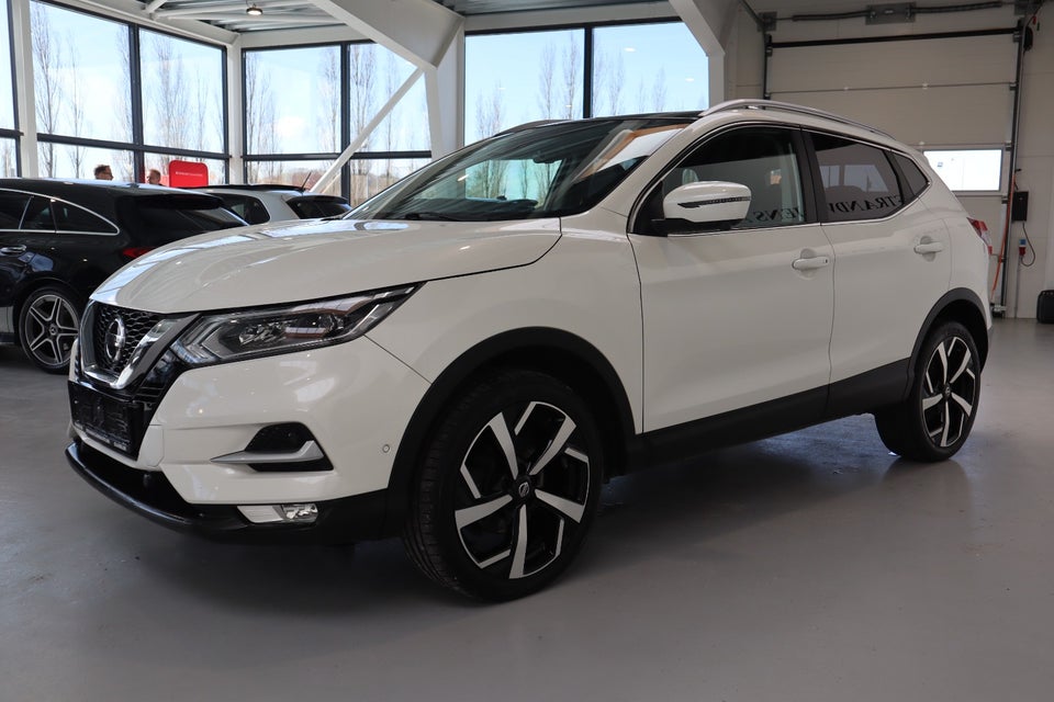 Nissan Qashqai 1,5 dCi 115 Tekna 5d