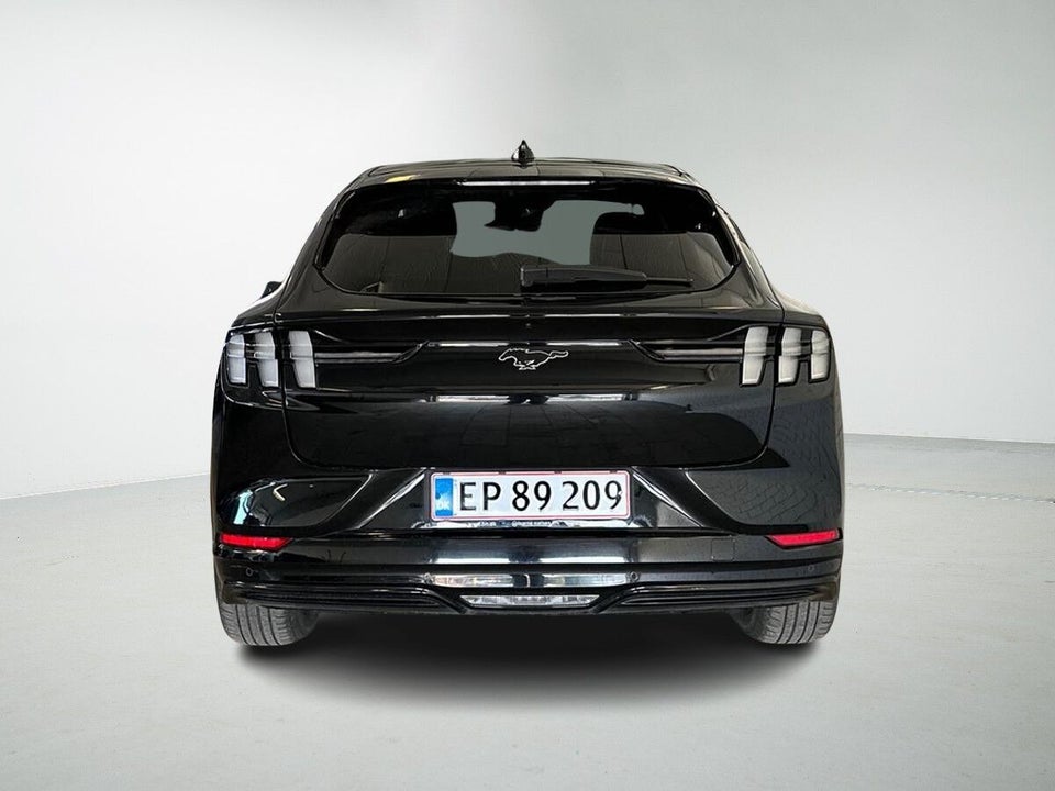 Ford Mustang Mach-E 88 Extended Range AWD 5d