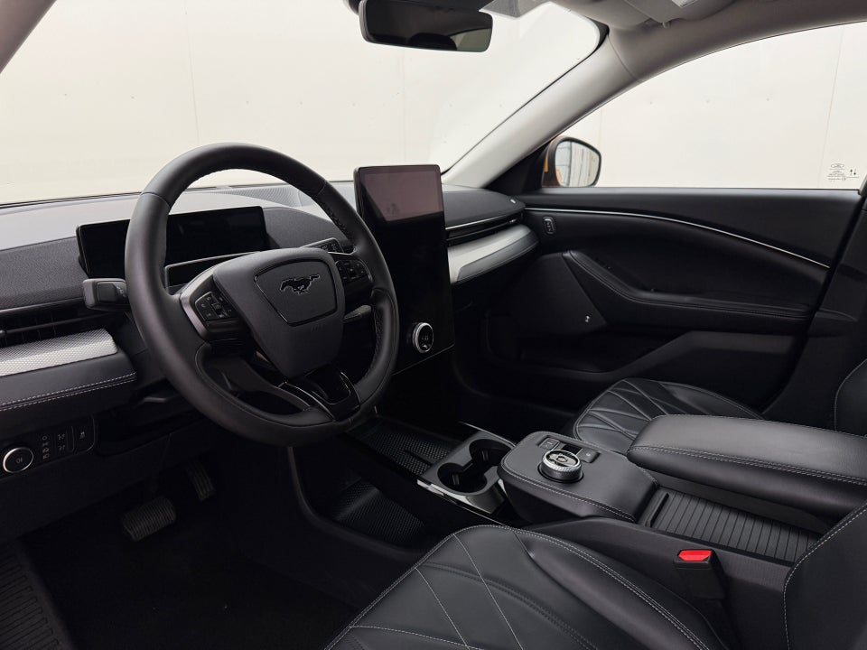 Ford Mustang Mach-E 75 Standard Range 5d