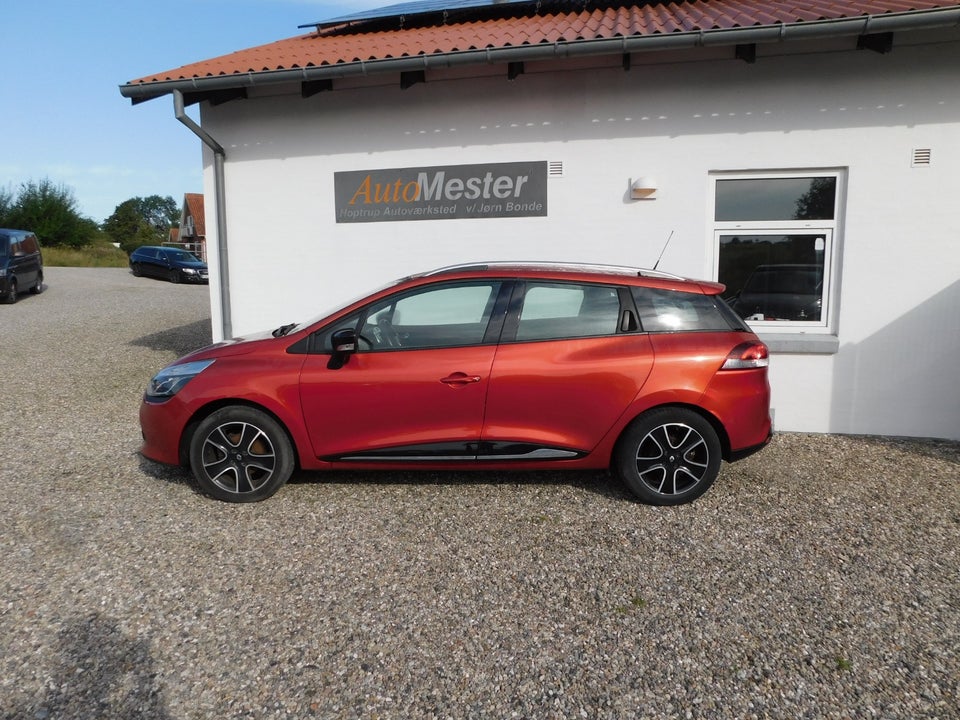 Renault Clio IV 0,9 TCe 90 Expression Sport Tourer 5d