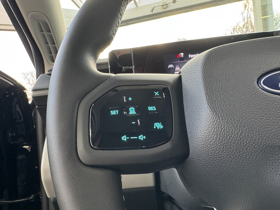 Ford Explorer 82 Select Extended Range 5d