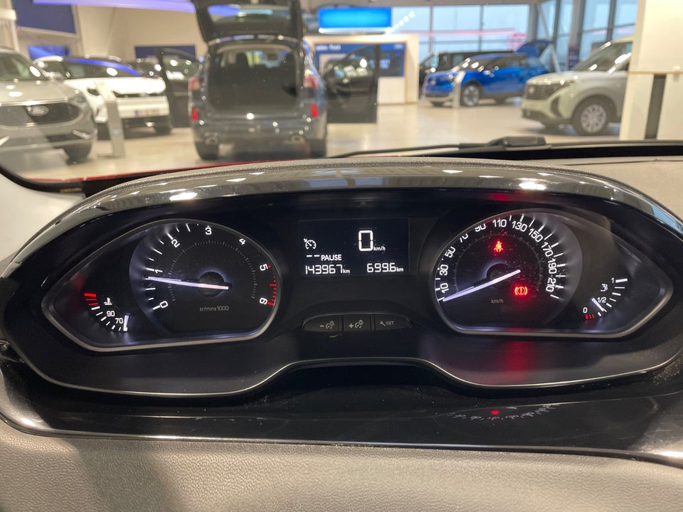 Peugeot 208 1,6 BlueHDi 100 Active 5d