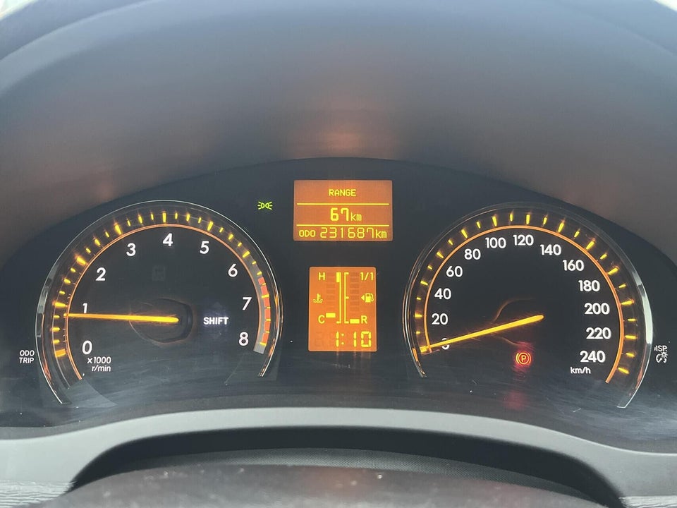 Toyota Avensis 1,6 VVT-i T1 stc. 5d