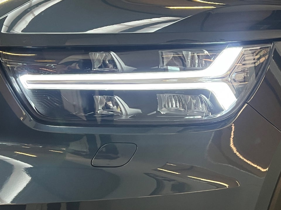 Volvo XC40 P8 ReCharge Twin Pro 5d
