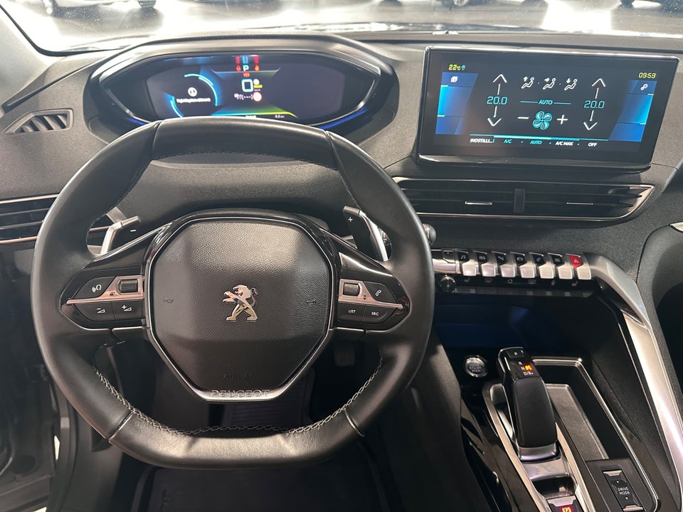 Peugeot 3008 1,6 Hybrid4 Allure Pack LTD EAT8 Van 5d
