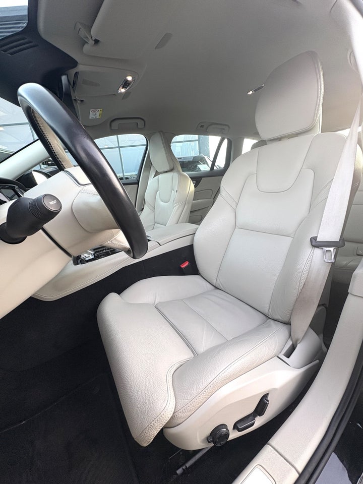 Volvo V60 2,0 T6 ReCharge Inscription aut. AWD 5d