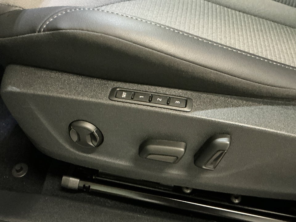 Skoda Enyaq 80 iV Loft 5d