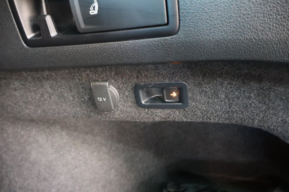 VW Passat 1,5 TSi 150 Elegance+ Variant DSG 5d