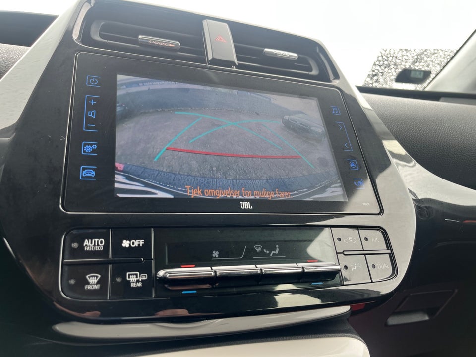 Toyota Prius 1,8 Plug-in Hybrid H4 MDS 5d