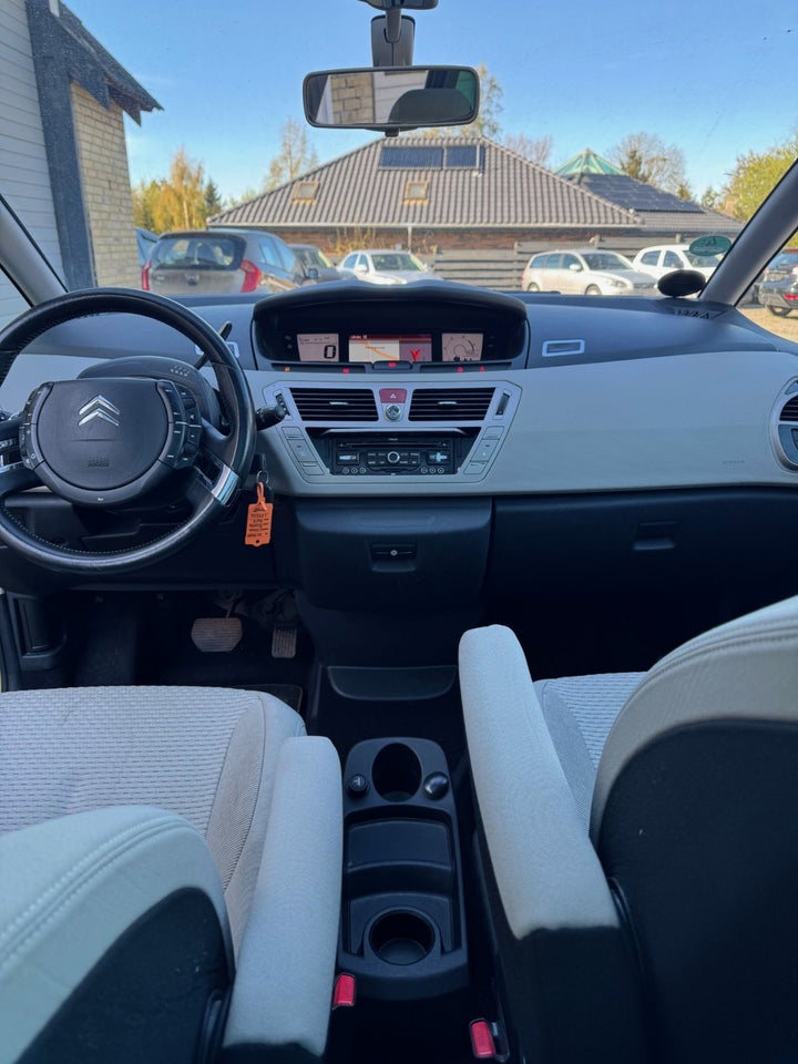 Citroën Grand C4 Picasso 2,0 HDi 138 Exclusive E6G 7prs 5d