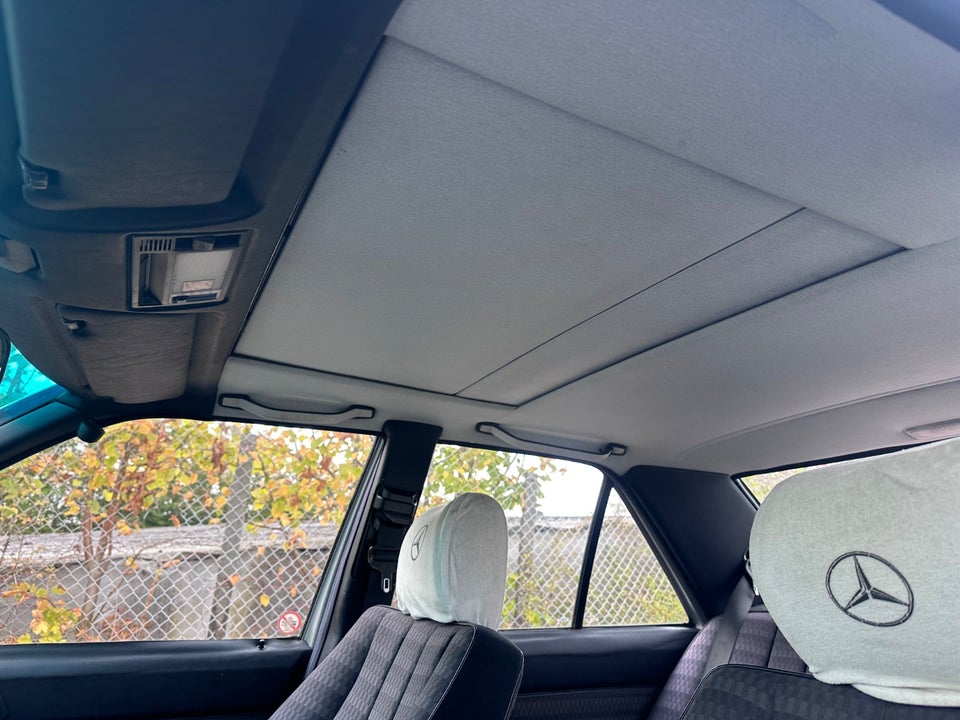 Mercedes 190 E 2,0 aut. 4d