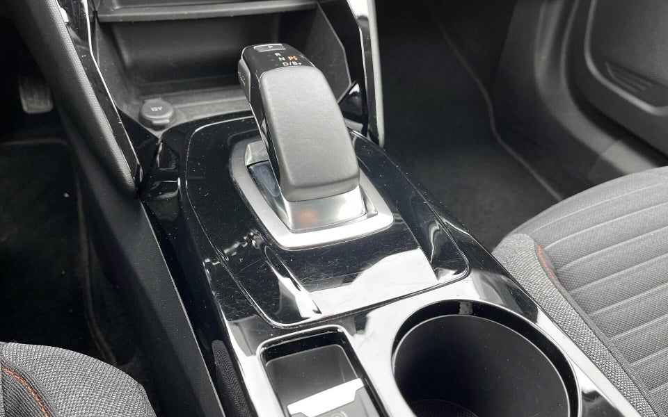 Peugeot e-2008 50 Active Pack 5d
