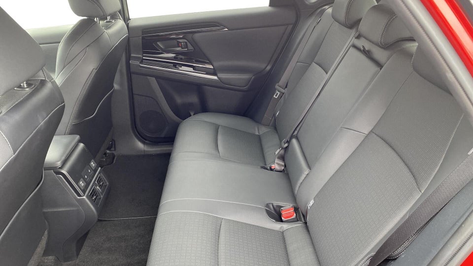 Toyota bZ4X Executive 5d