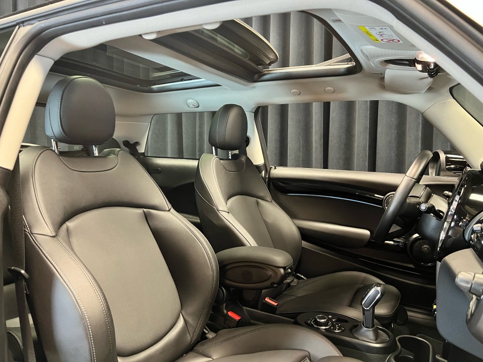 MINI Cooper SE Edition Premium Plus 3d