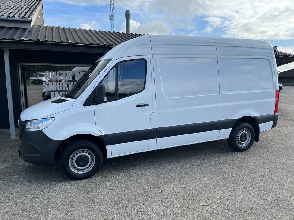 Mercedes Sprinter 317 2,0 CDi A2 Kassevogn aut. RWD