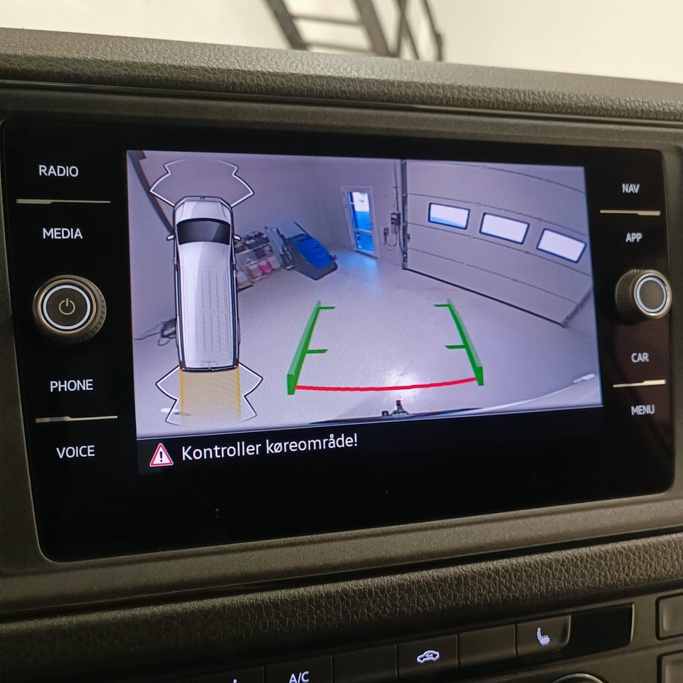 VW Crafter 35 2,0 TDi 177 Kassevogn L4H3