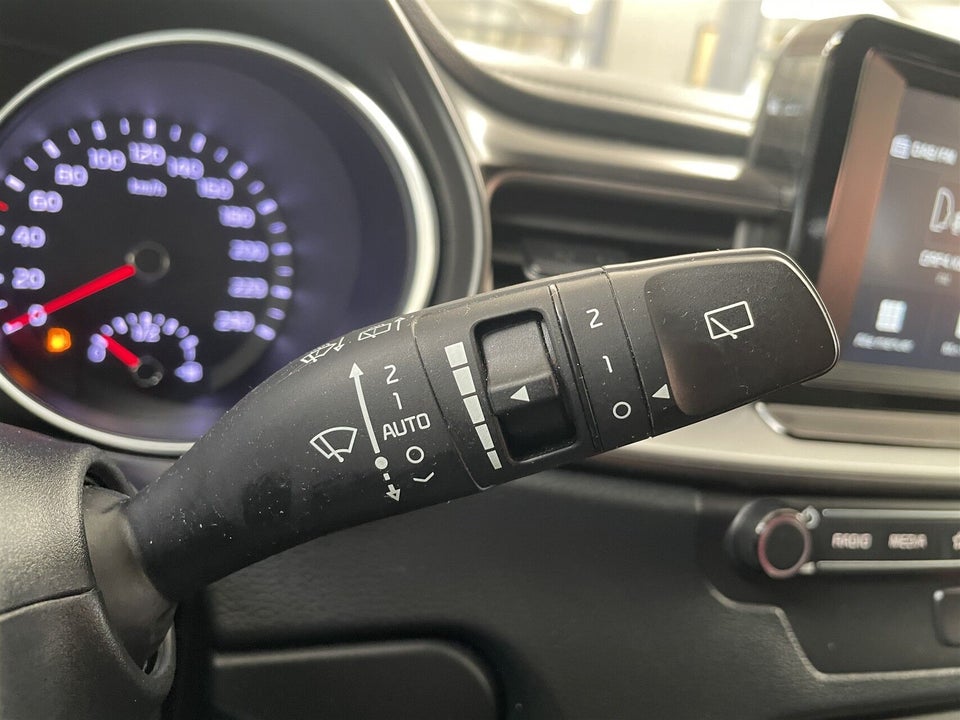 Kia Ceed 1,0 T-GDi Attraction 5d