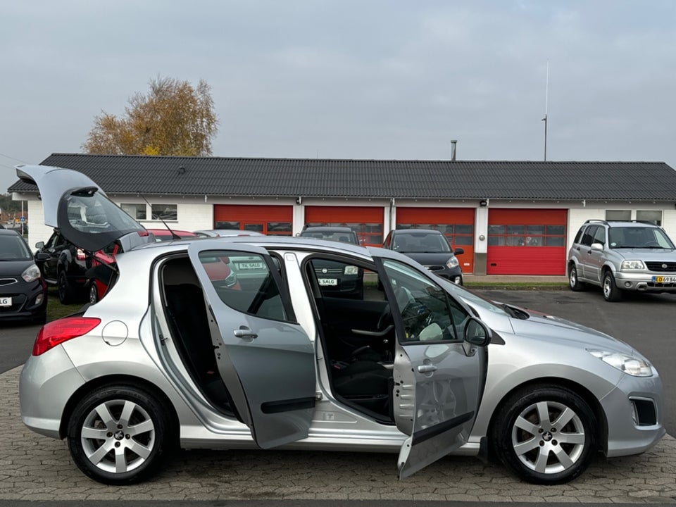 Peugeot 308 1,6 HDi 92 Access 5d