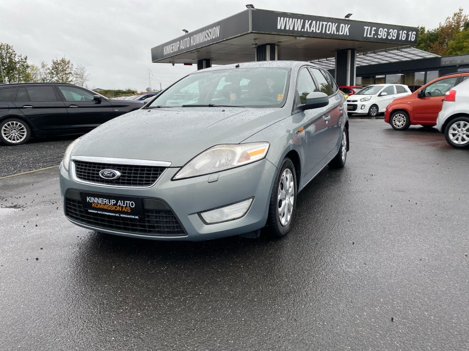 Ford Mondeo 2,0 Ghia stc. 5d