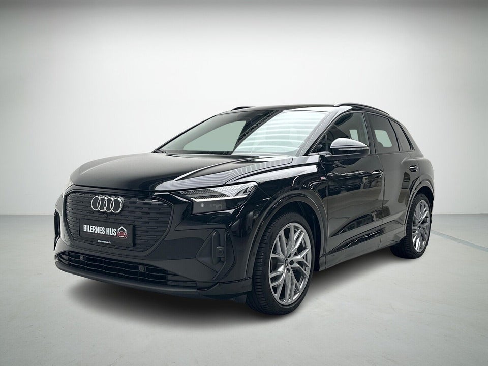 Audi Q4 e-tron 45 S-line 5d