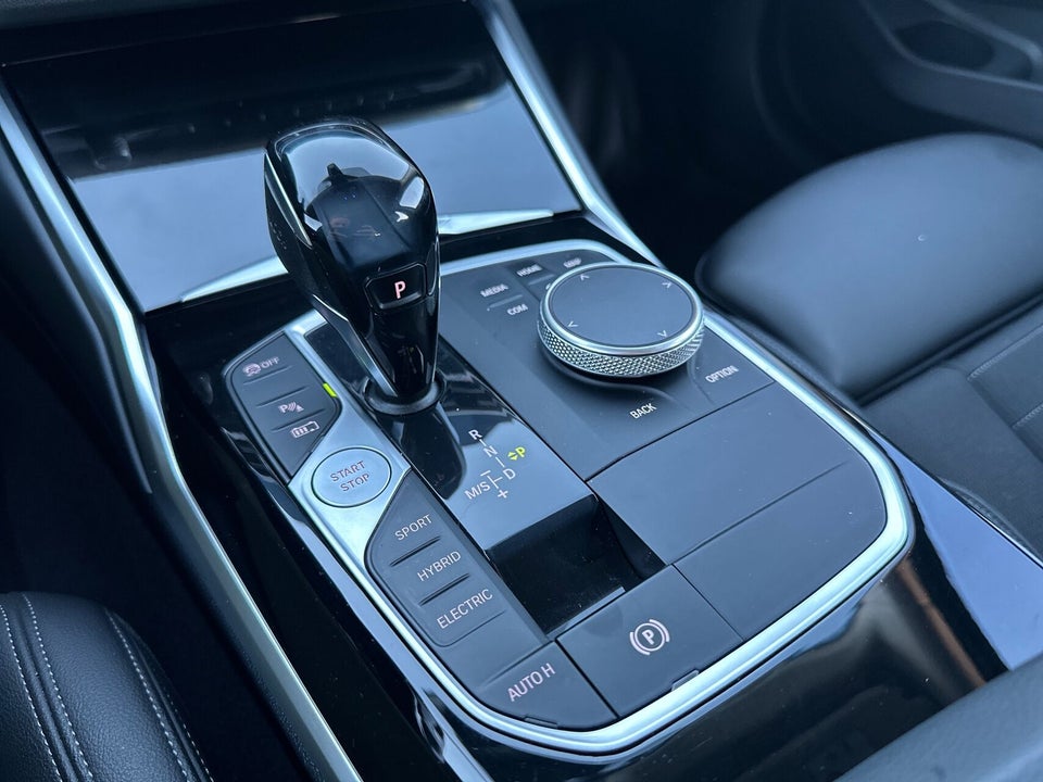 BMW 330e 2,0 Touring Sport Line aut. 5d