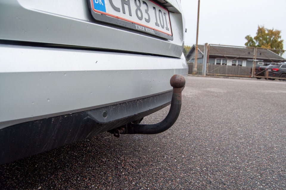 Renault Megane IV 1,3 TCe 140 Zen Sport Tourer EDC 5d
