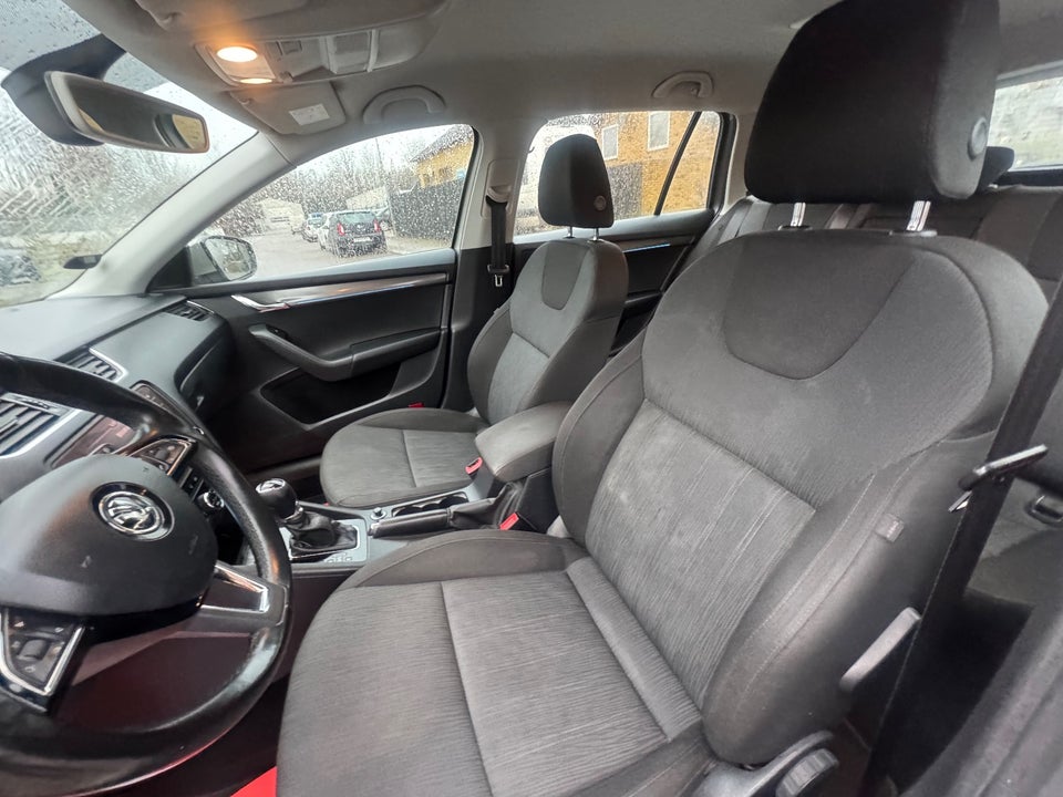 Skoda Octavia 1,0 TSi 115 Style Combi DSG 5d