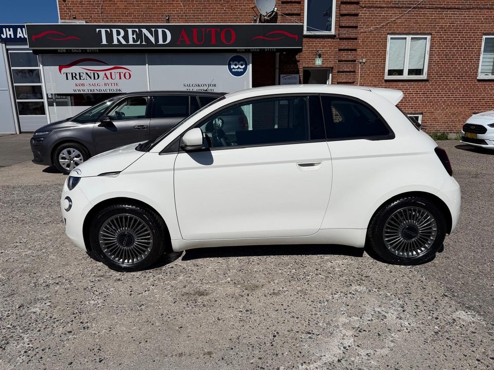 Fiat 500e 42 Icon 3d