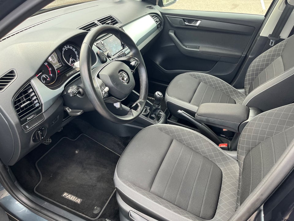 Skoda Fabia 1,0 MPi 60 Ambition Combi 5d
