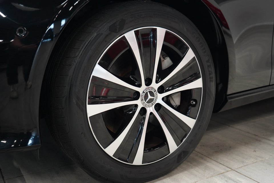 Mercedes E300 e 2,0 Avantgarde aut. 4d