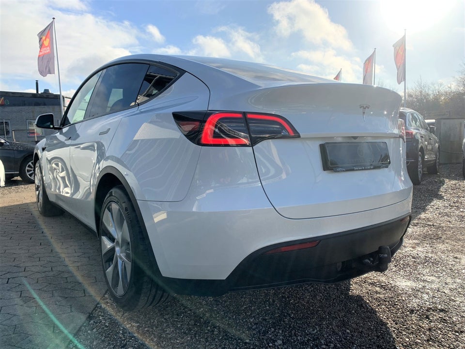 Tesla Model Y Long Range RWD 5d