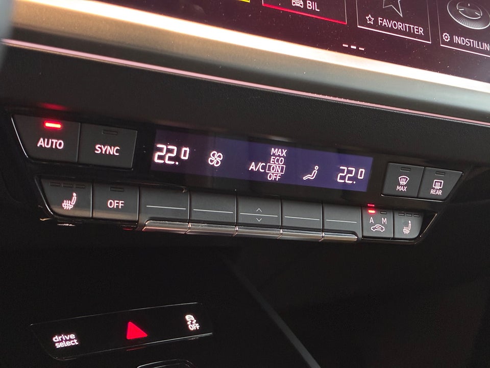 Audi Q4 e-tron 40 S-line 5d