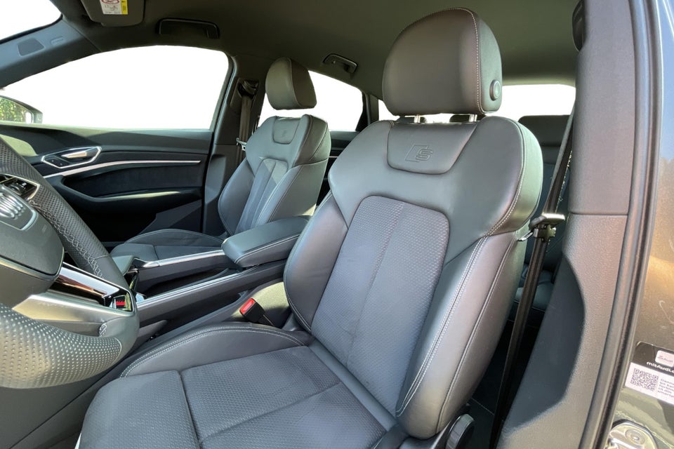 Audi Q8 e-tron 55 S-line Sportback quattro 5d