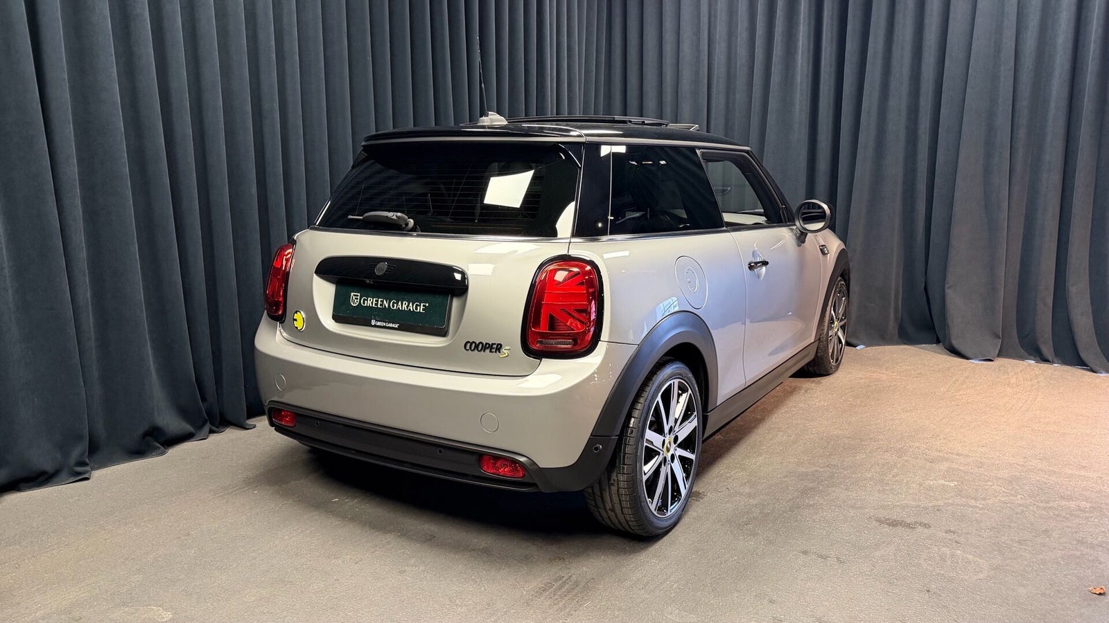 MINI Cooper SE Edition Premium Plus 3d