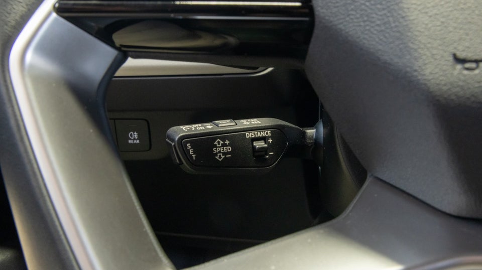 Audi Q4 e-tron 40 Advanced 5d