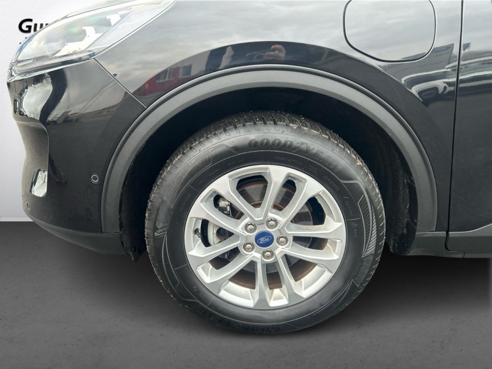 Ford Kuga 2,5 PHEV Titanium X CVT 5d