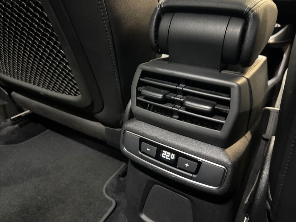 Audi Q4 e-tron 45 Advanced Sportback quattro 5d