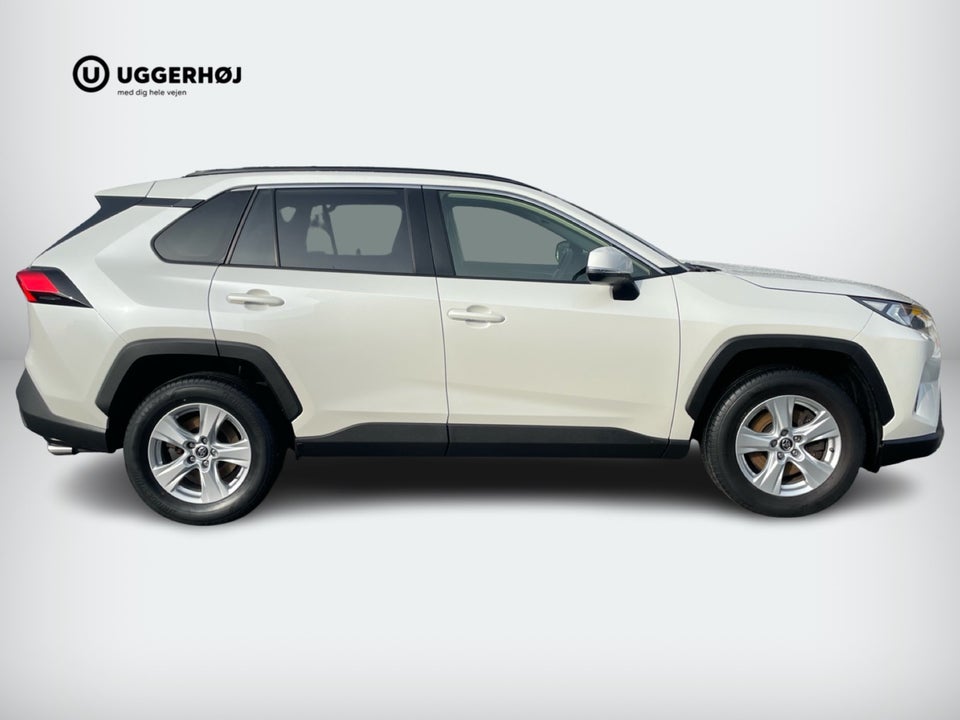 Toyota RAV4 2,0 T3 Comfort e-CVT 5d