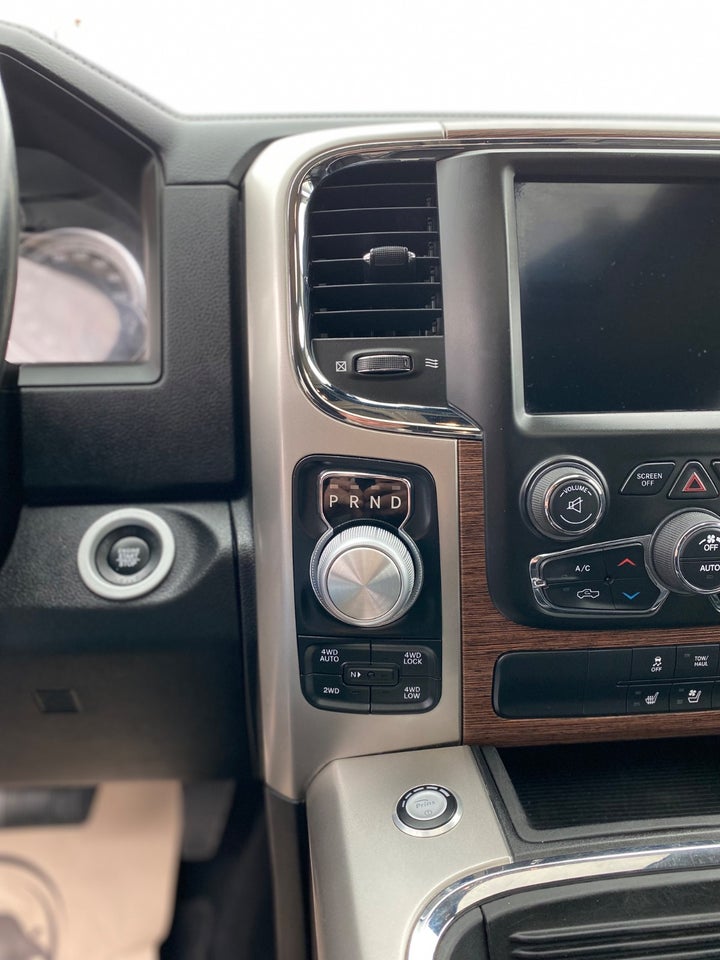 Dodge RAM 1500 5,7 V8 Laramie Crew Cab aut. 4x4 4d