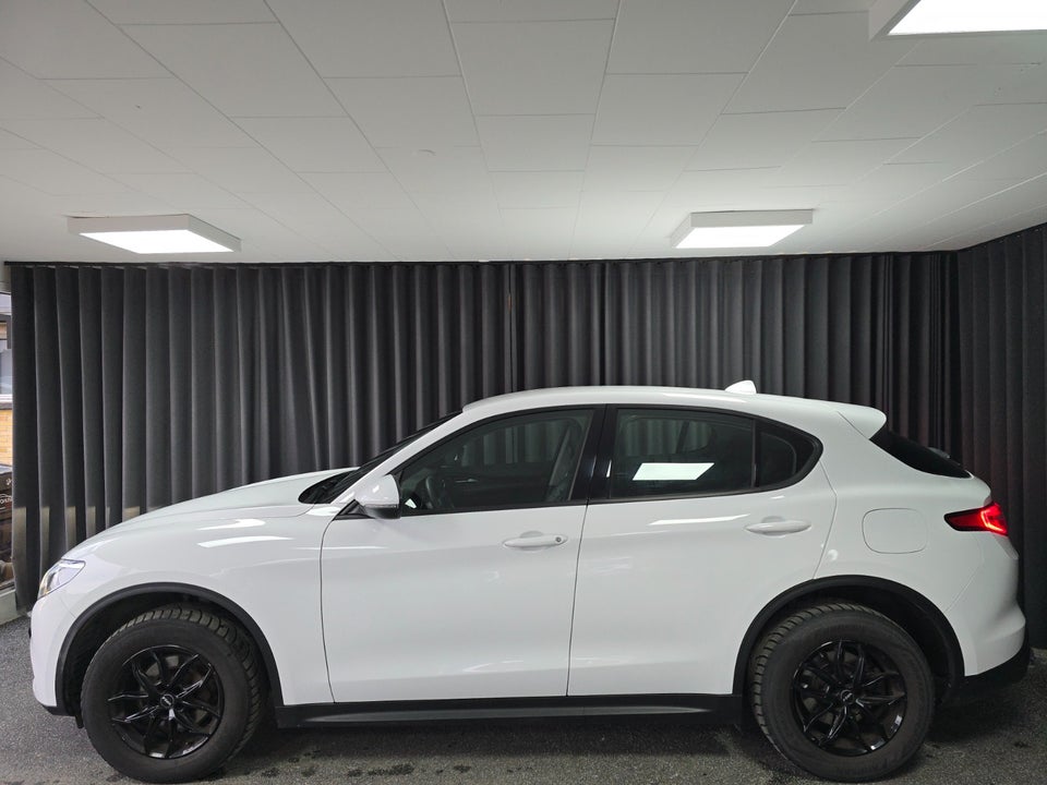 Alfa Romeo Stelvio 2,0 T 200 Edizione aut. Q4 5d