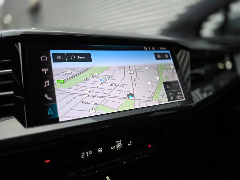 Audi Q4 e-tron 40 S-line 5d