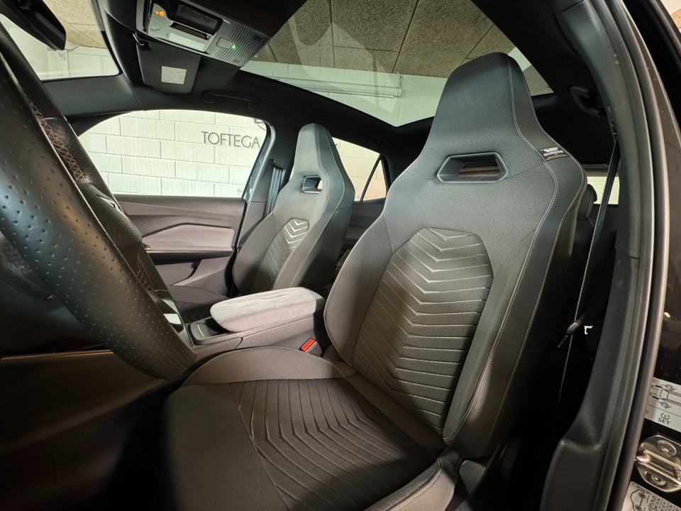 Cupra Born 59 e-Boost Dinamica Pack 5d