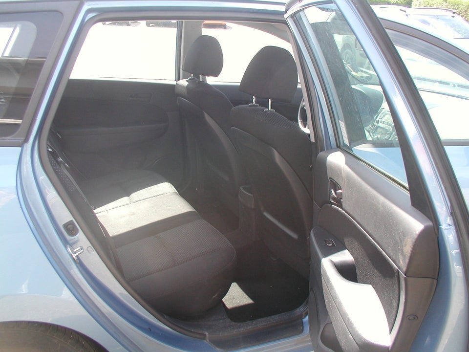 Hyundai i30 1,6 CRDi 90 Classic CW 5d