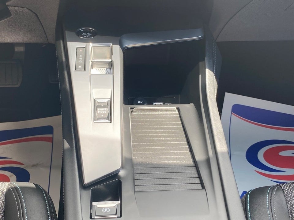 Peugeot 308 1,6 Hybrid First Selection EAT8 5d