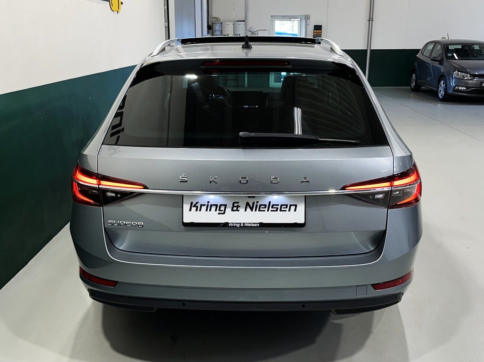 Skoda Superb 2,0 TSi 190 Business Executive Combi DSG 5d