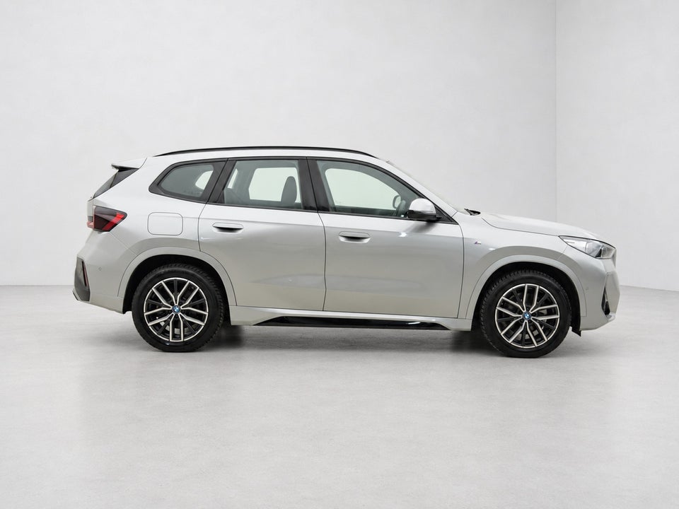BMW iX1 eDrive20 M-Sport Premium 5d