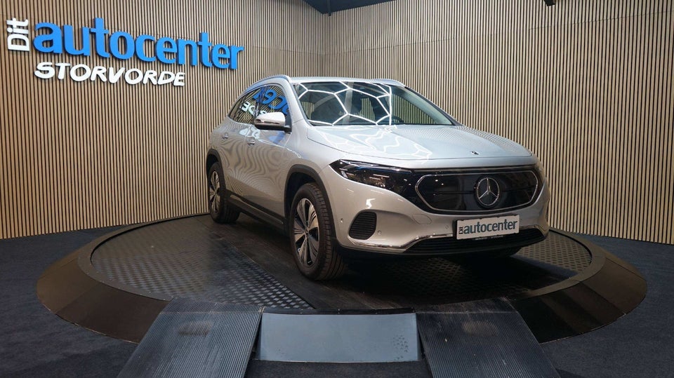 Mercedes EQA300 Progressive 4Matic 5d