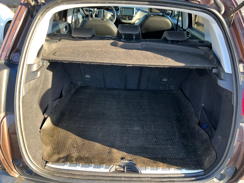 Peugeot 2008 1,2 VTi 82 Allure 5d