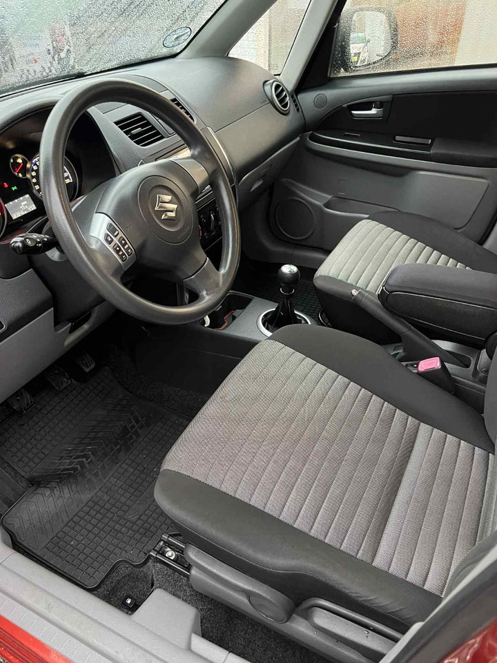 Suzuki SX4 1,6 CombiBack Shine 5d